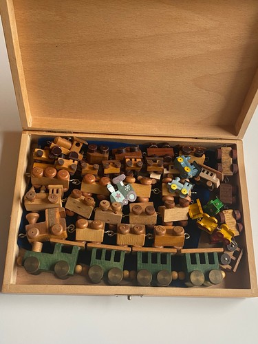 Sammlung holzeisenbahn loks - -,