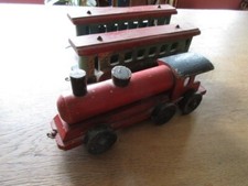 Eisenbahn mit drei Anhänger