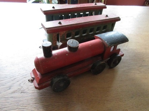 Eisenbahn mit drei anhänger - eisenbahn,